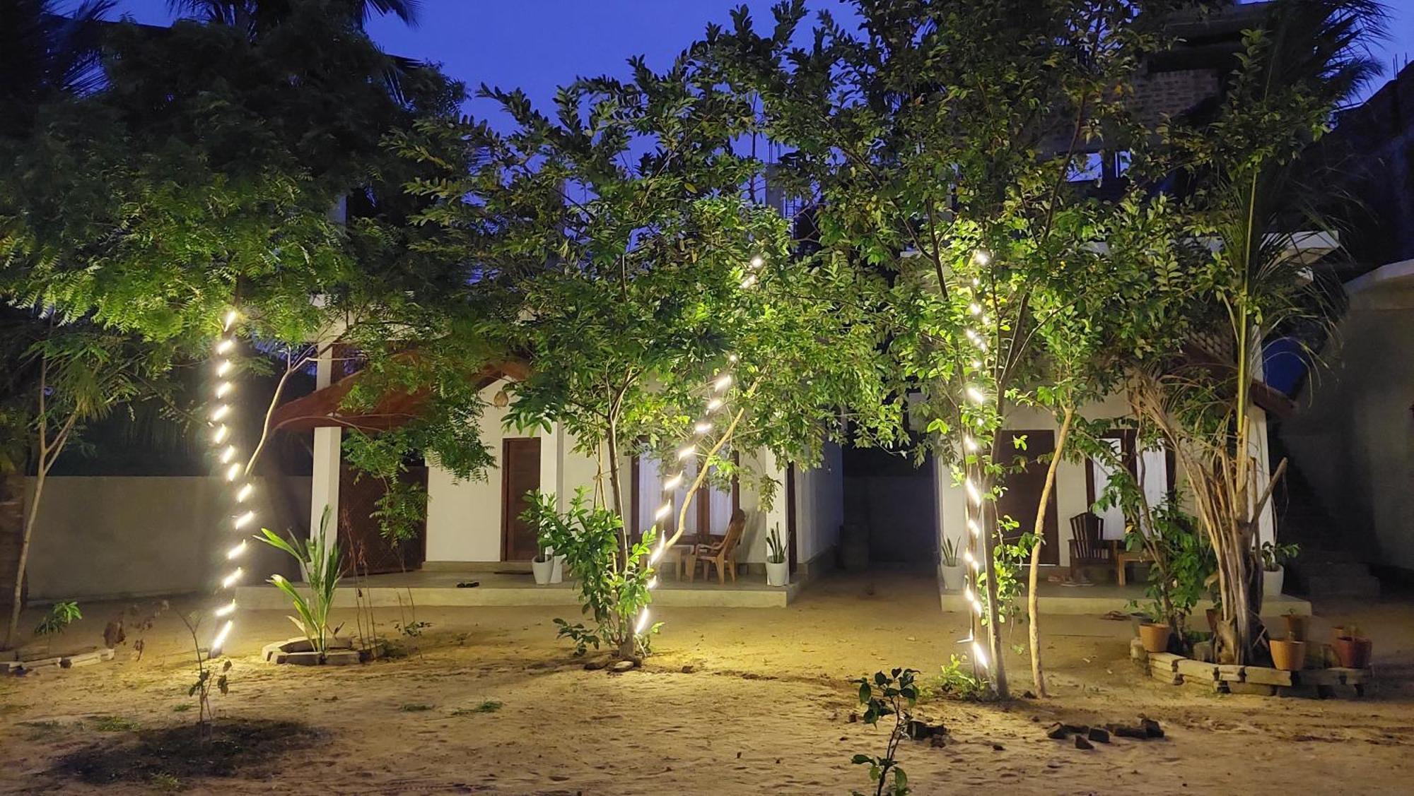 The Dream Inn Guesthouse Passikudah Batticaloa Extérieur photo