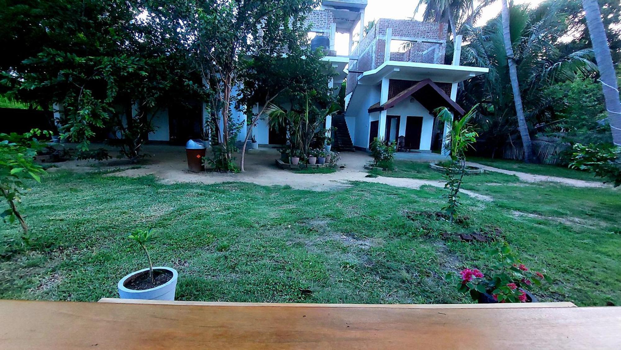 The Dream Inn Guesthouse Passikudah Batticaloa Extérieur photo